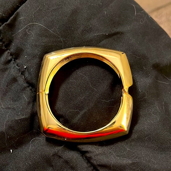 Vintage Gold filled classy bracelet with a well made hinge. Christmas box. - Picture 1 of 9